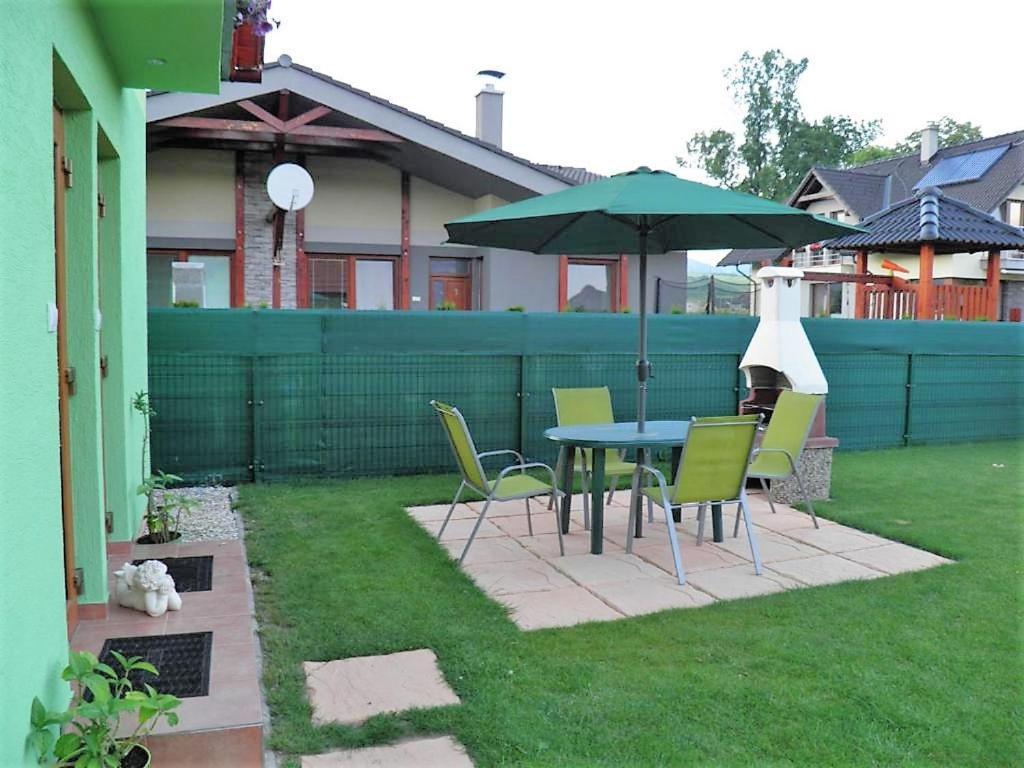 Green cottage Bešeňová Buitenkant foto